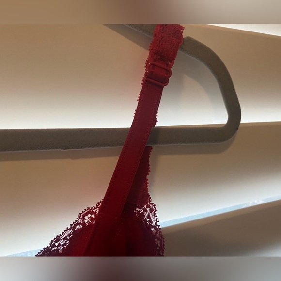 Soma red lace cami. Size XXL. Like new condition. - Picture 4 of 8